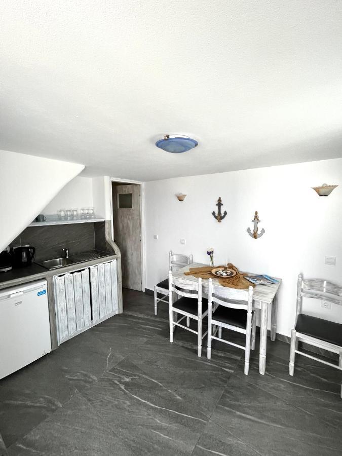 Alonistra Oia Houses Foinikia  Bagian luar foto