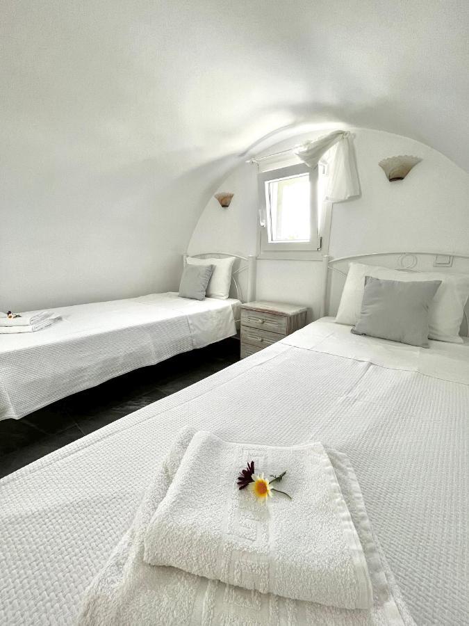 Alonistra Oia Houses Foinikia  Bagian luar foto